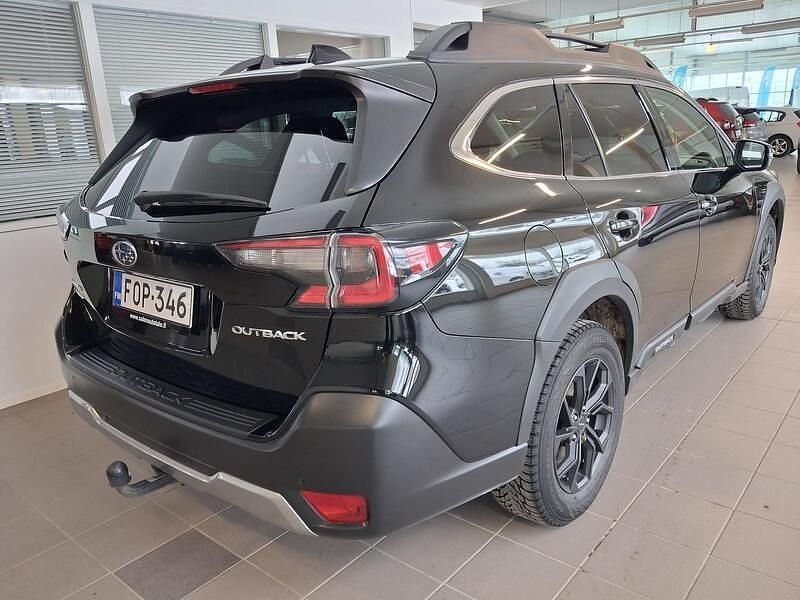 Käytetty Subaru Outback 169 HP (124 kW) 2022 Musta Farmari