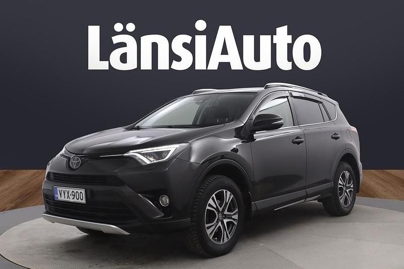 Käytetty 2017 Toyota RAV4 Multidrive S Katumaasturi | 24 850 € (Perustarjous) - Kuva 1/1