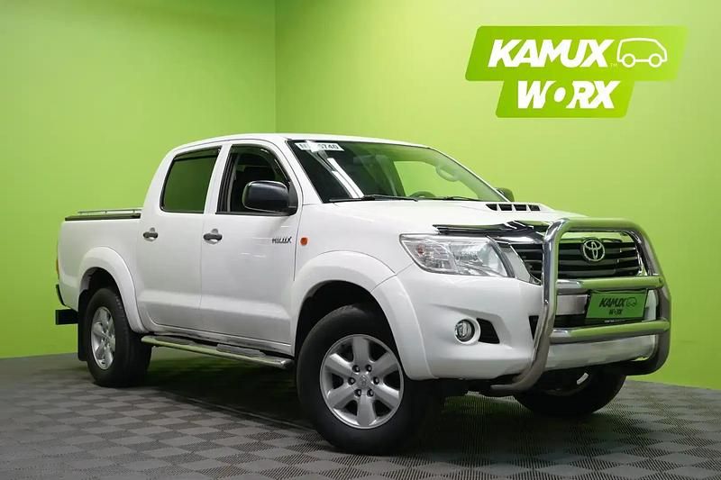 Valkoinen Käytetty 2015 Toyota HiLux Nouto | 28 690 € (Supertarjous) - Kuva 1/4