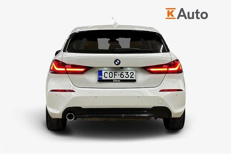 Käytetty BMW 118 Sport Line 140 HP (102 kW) 2020 Viistoperä