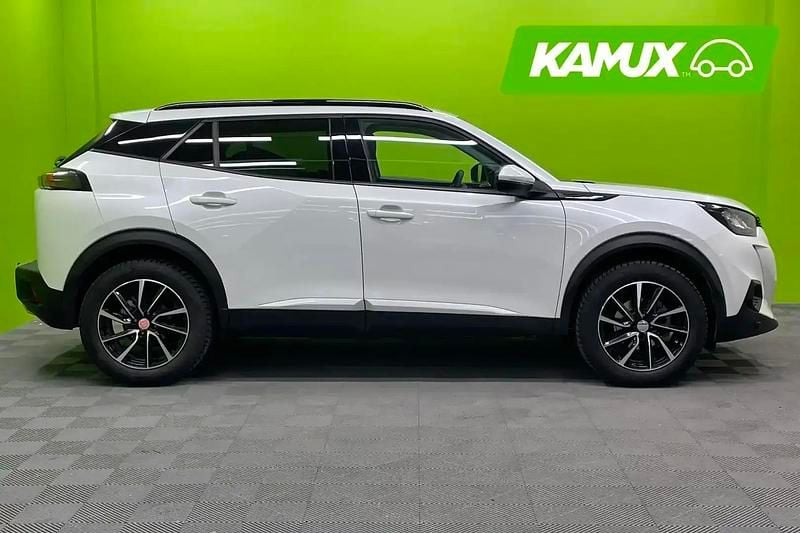 Käytetty Peugeot 2008 Allure 131 HP (96 kW) 2021 Valkoinen Katumaasturi