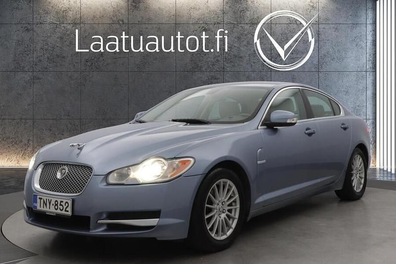 Käytetty Jaguar XF Premium Luxury 207 HP (152 kW) 2008 Sedan