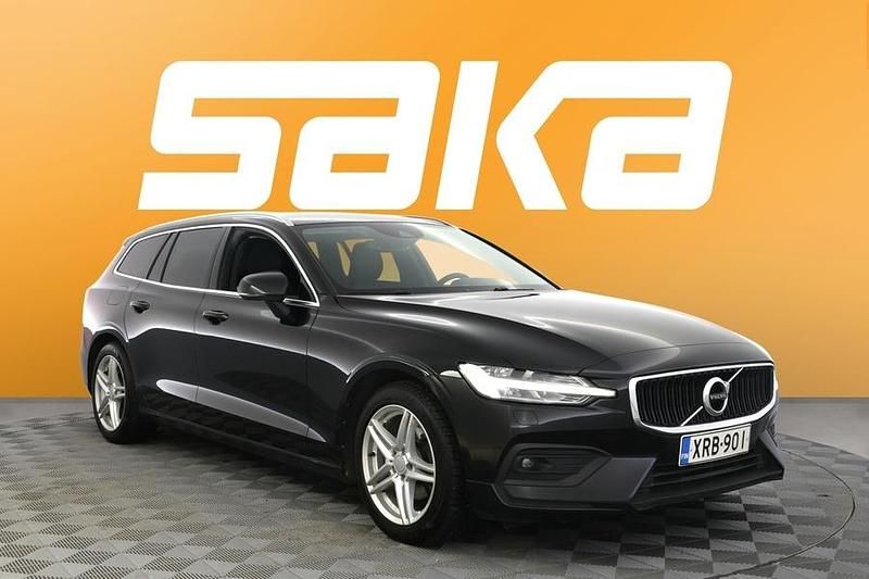 Käytetty Volvo V60 Momentum 190 HP (139 kW) 2020 Farmari