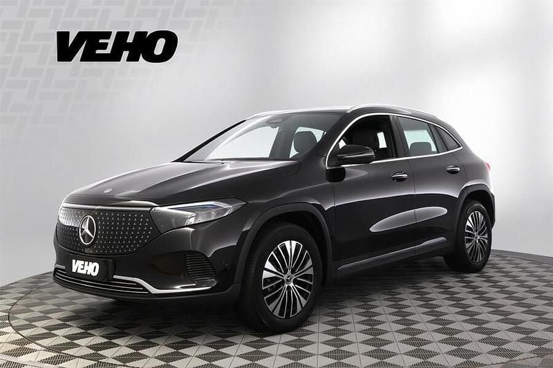 Käytetty Mercedes EQA300 Business 167 kW (228 HP) 2025 Musta Katumaasturi