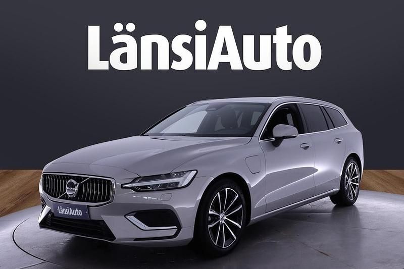 Käytetty 2025 Volvo V60 Plus Farmari | 46 500 € (Perustarjous) - Kuva 1/2