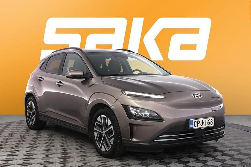 Käytetty Hyundai Kona Comfort 160 kW (218 HP) 2023 Katumaasturi