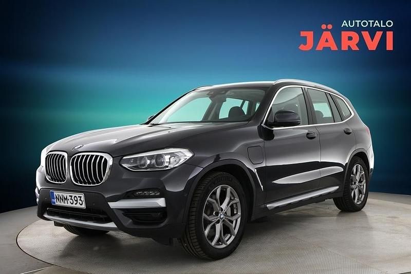 Harmaa Käytetty 2020 BMW X3 xLine Katumaasturi | 25 700 € (Supertarjous) - Kuva 1/3