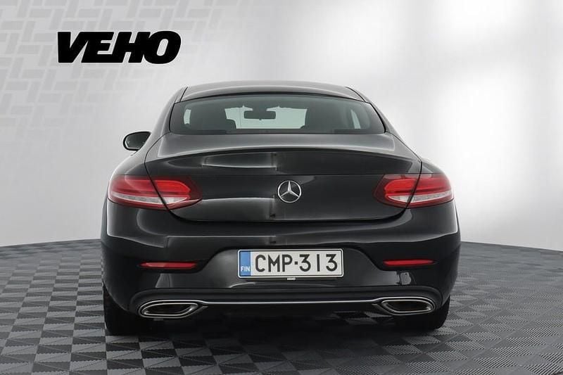 Käytetty Mercedes C200 184 HP (135 kW) 2019 Musta Coupe - kaksiovinen