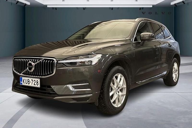 Harmaa Käytetty 2021 Volvo XC60 Business Edition Katumaasturi | 32 900 € (Perustarjous) - Kuva 1/4