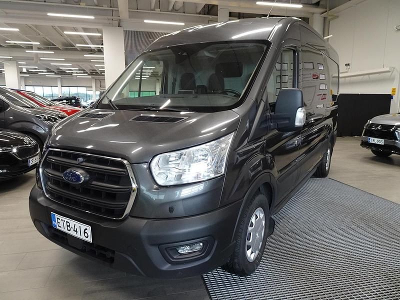 Käytetty Ford Transit Trend 131 HP (96 kW) 2019 Harmaa Van