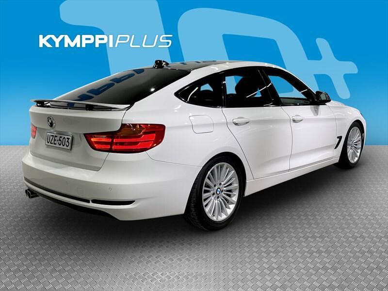 Käytetty BMW 320 Gran Turismo Luxury Line 190 HP (139 kW) 2015 Sedan