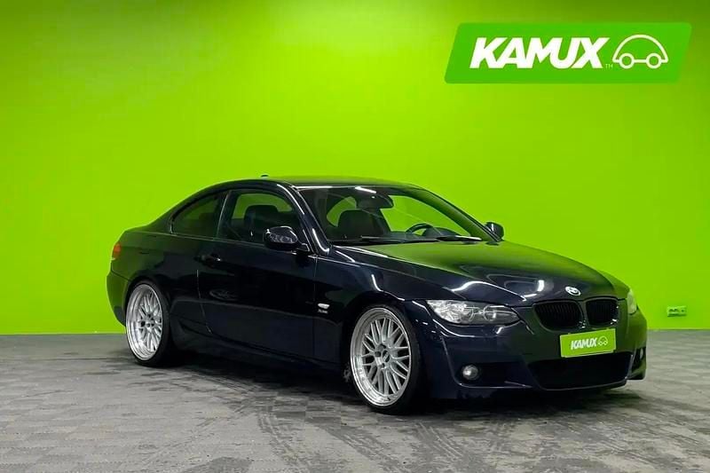 Musta Käytetty 2010 BMW 330 M Sport Coupe - kaksiovinen | 12 790 € - Kuva 1/4