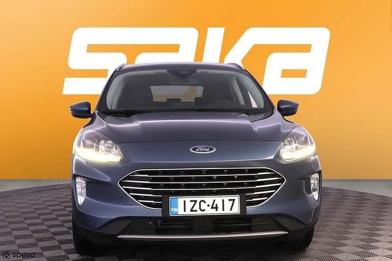 Käytetty Ford Kuga Titanium 151 HP (111 kW) 2021 Katumaasturi