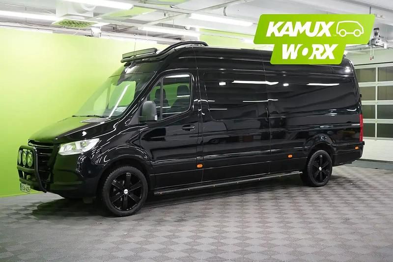Käytetty Mercedes Sprinter 170 HP (125 kW) 2021 Musta Van