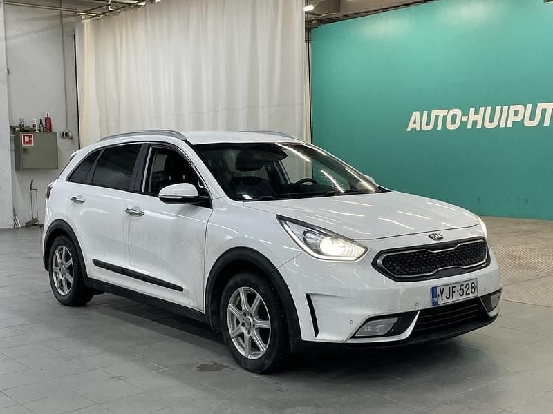 Käytetty Kia Niro EX 105 HP (77 kW) 2017 Katumaasturi