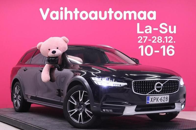 Käytetty 2017 Volvo V90 CC Pro Farmari | 33 900 € - Kuva 1/4