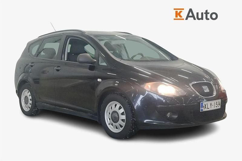 Käytetty Seat Altea XL Reference 105 HP (77 kW) 2009 Musta Tila-auto