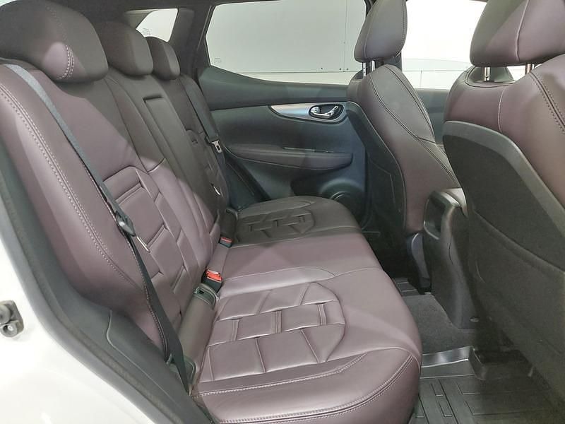 Käytetty Nissan Qashqai Tekna+ 116 HP (85 kW) 2018 Valkoinen Katumaasturi