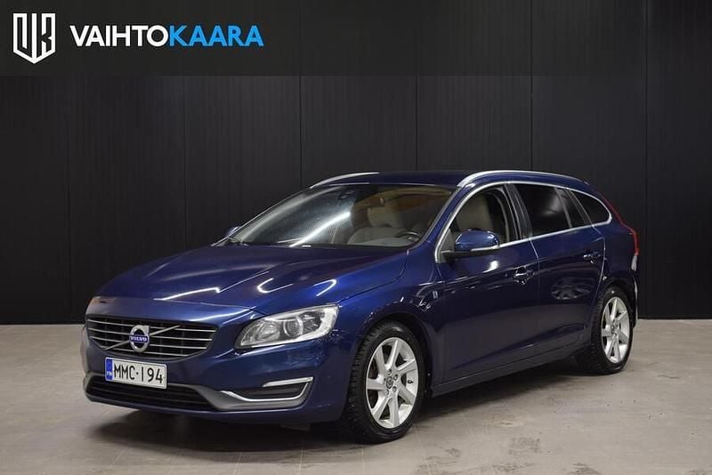 Käytetty Volvo V60 Business Edition 181 HP (133 kW) 2015 Farmari
