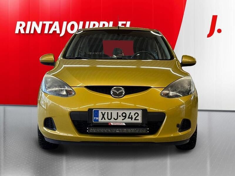 Käytetty Mazda 2 86 HP (63 kW) 2009 Keltainen Viistoperä