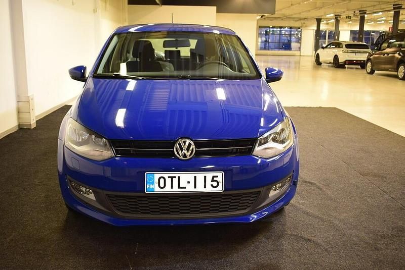 Käytetty VW Polo Comfortline 90 HP (66 kW) 2012 Viistoperä