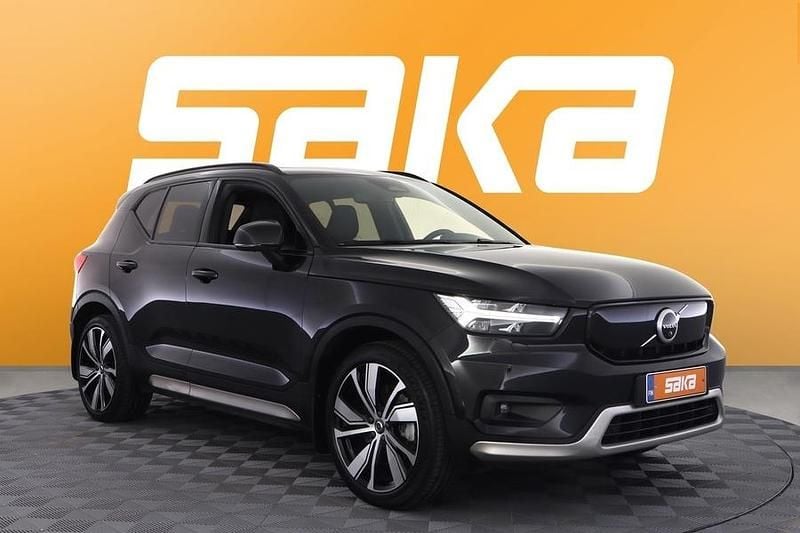 Käytetty 2021 Volvo XC40 R-Design Katumaasturi | 32 800 € (Perustarjous) - Kuva 1/3