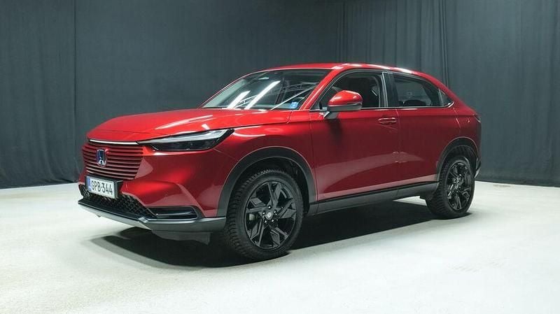 Käytetty Honda HR-V Elegance 131 HP (96 kW) 2022 Punainen Katumaasturi