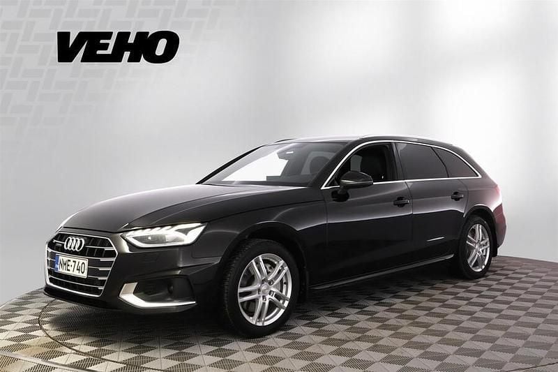 Käytetty Audi A4 Business 204 HP (150 kW) 2021 Musta Farmari