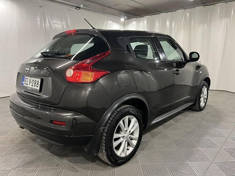 Käytetty Nissan Juke Acenta 117 HP (86 kW) 2011 Katumaasturi