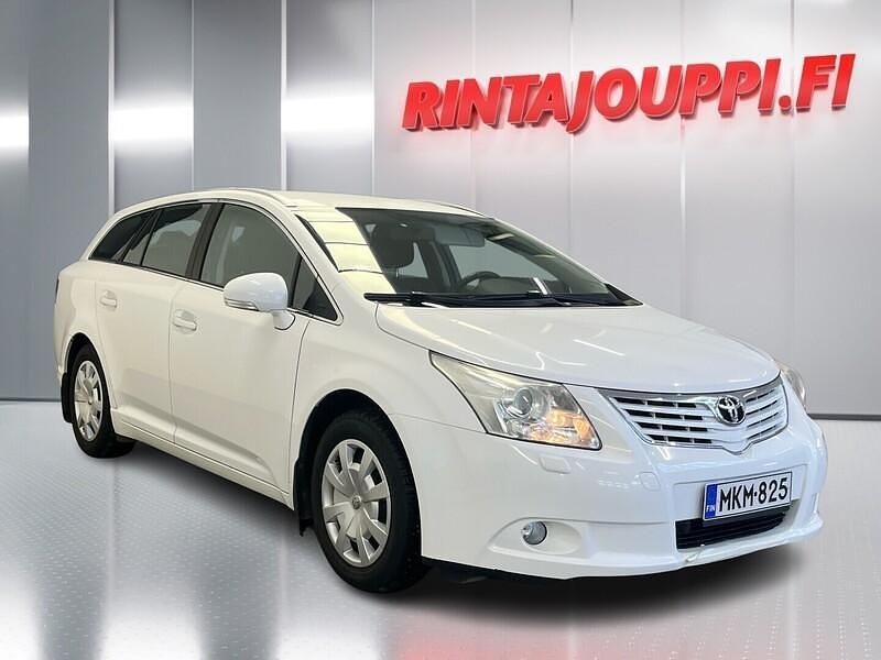 Käytetty Toyota Avensis Terra 126 HP (92 kW) 2011 Farmari