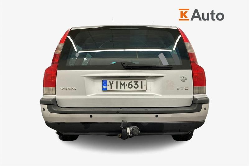 Käytetty Volvo V70 163 HP (119 kW) 2004 Harmaa Farmari