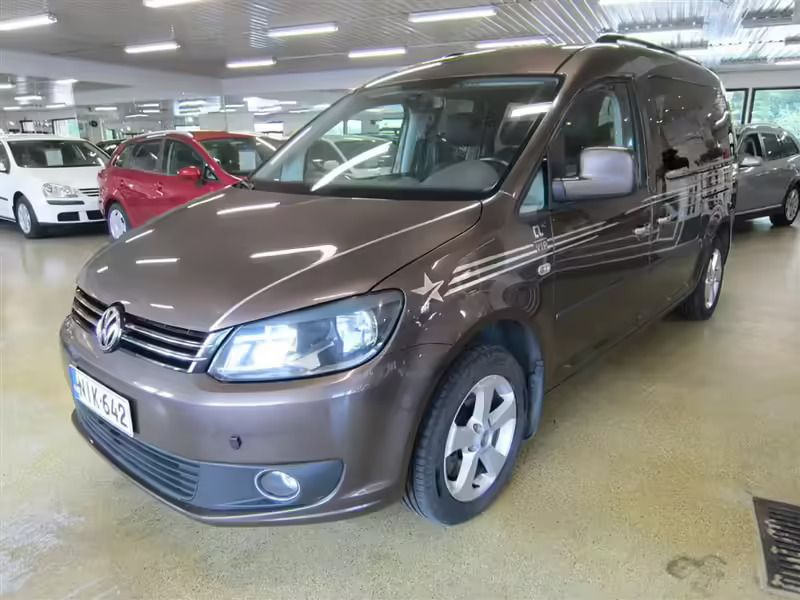 Ruskea Käytetty 2011 VW Caddy Maxi Comfortline Tila-auto | 14 900 € (Kallis) - Kuva 1/4