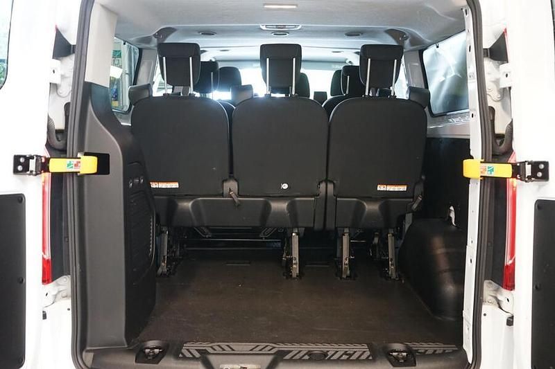 Käytetty Ford Transit Custom Trend 131 HP (96 kW) 2020 Valkoinen Farmari