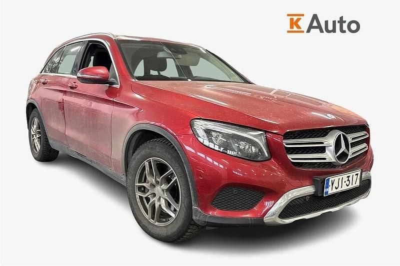 Käytetty Mercedes GLC220 Business 170 HP (125 kW) 2016 Punainen Katumaasturi