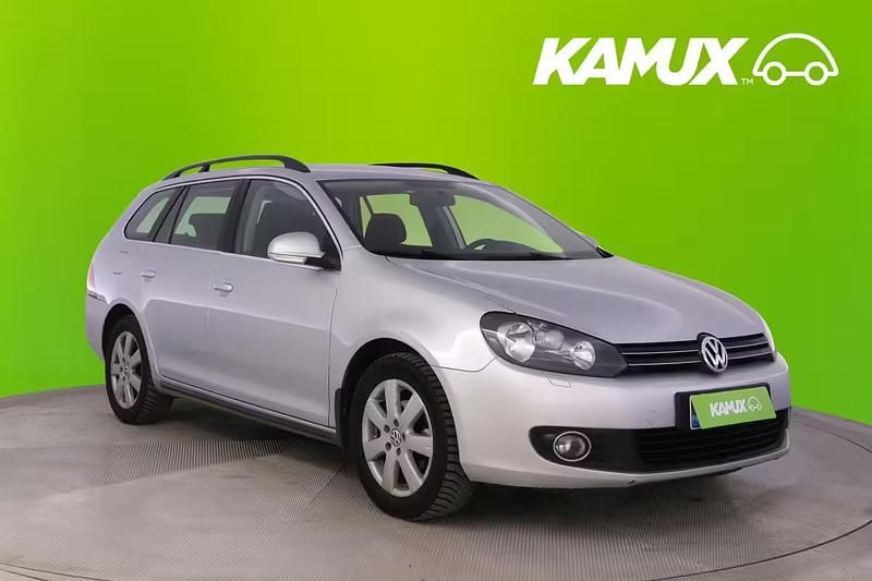 Käytetty VW Golf VI Comfortline 102 HP (75 kW) 2010 Hopea / harmaa Viistoperä