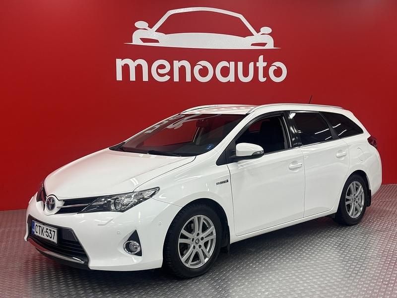 Käytetty Toyota Auris Touring Sports Active 99 HP (72 kW) 2015 Farmari
