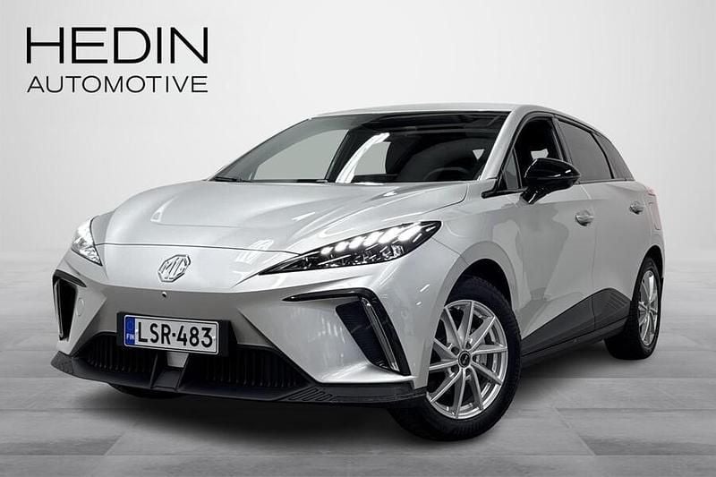 Käytetty MG MG4 EV Luxury 150 kW (204 HP) 2025 Harmaa Viistoperä