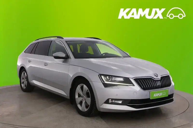Hopea / harmaa Käytetty 2016 Skoda Superb Ambition Farmari | 14 490 € (Perustarjous) - Kuva 1/4