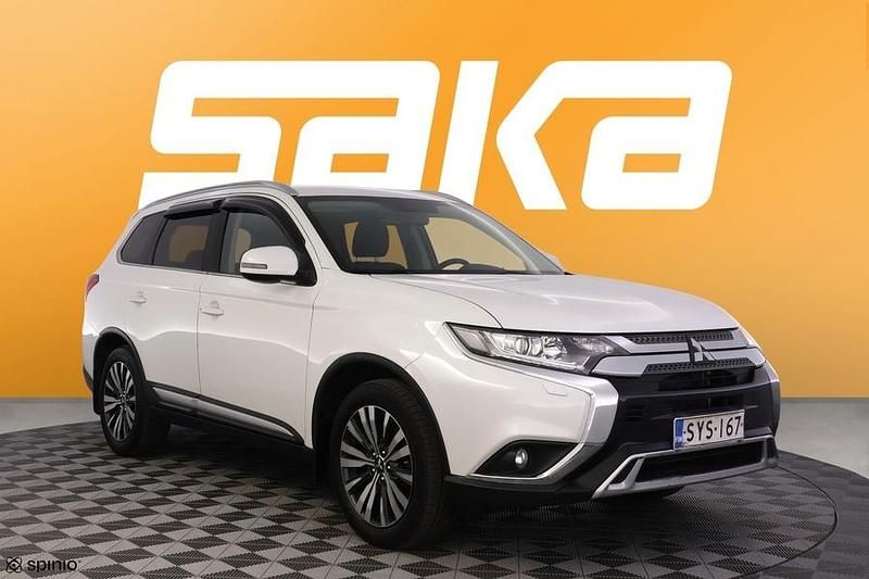 Käytetty 2019 Mitsubishi Outlander Active Katumaasturi | 15 900 € (Perustarjous) - Kuva 1/3