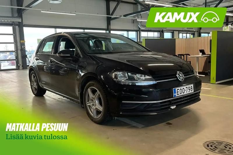 Käytetty VW Golf VII Comfortline 110 HP (80 kW) 2018 Musta Sedan