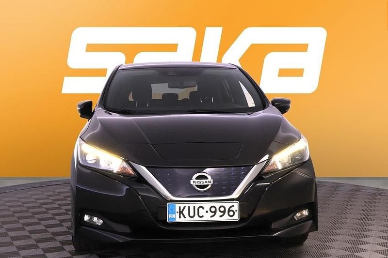 Käytetty Nissan Leaf N-Connecta 110 kW (150 HP) 2018 Viistoperä