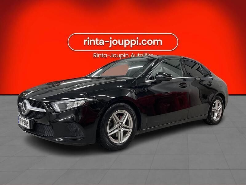 Käytetty 2020 Mercedes A180 Business Sedan | 19 790 € (Perustarjous) - Kuva 1/4