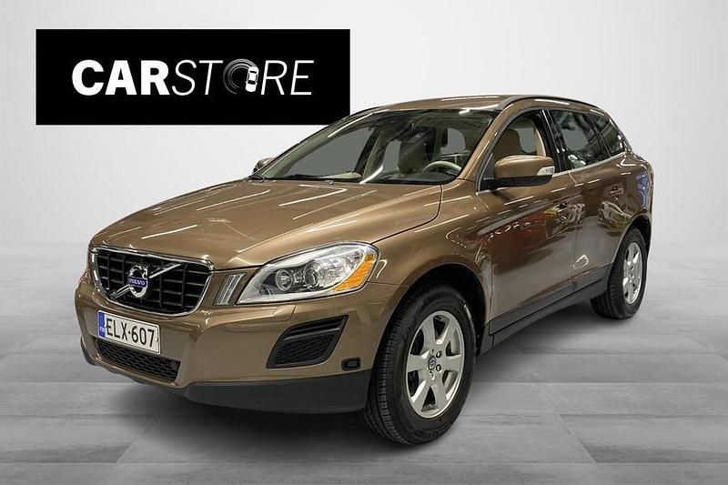 Käytetty 2011 Volvo XC60 Business Edition Katumaasturi | 15 990 € (Supertarjous) - Kuva 1/3