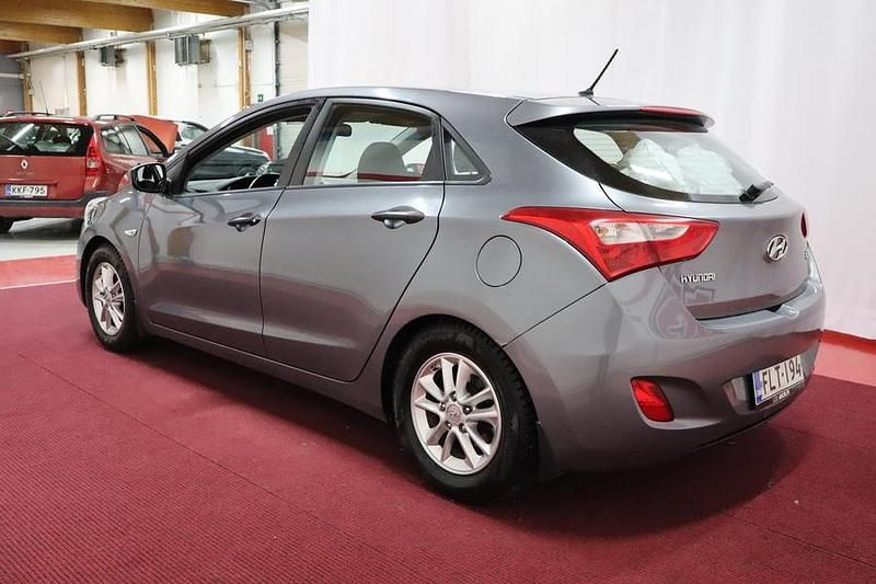 Käytetty Hyundai i30 99 HP (72 kW) 2015 Viistoperä