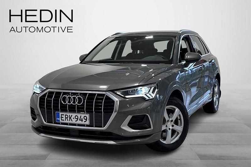 Käytetty Audi Q3 Advanced Plus 190 HP (139 kW) 2019 Harmaa Katumaasturi