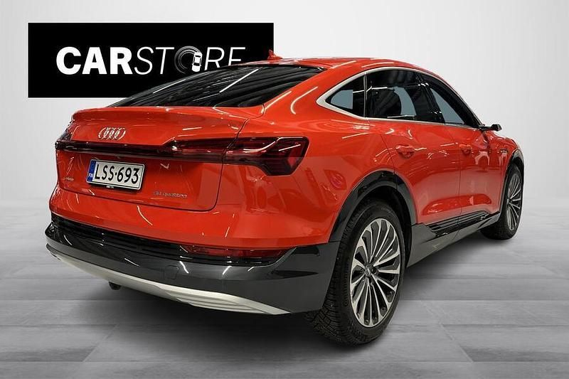 Käytetty Audi e-tron Sportback 230 kW (313 HP) 2020 Katumaasturi