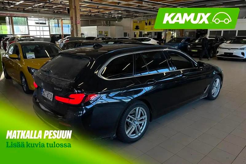 Käytetty BMW 530 286 HP (210 kW) 2021 Musta Farmari