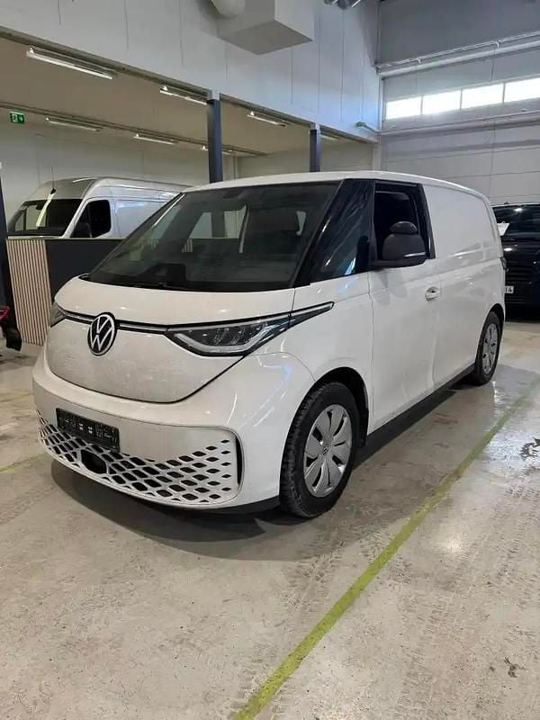Käytetty VW ID. Buzz 150 kW (204 HP) 2023 Valkoinen Tila-auto