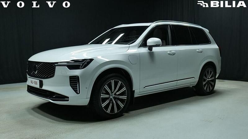 Valkoinen Käytetty 2024 Volvo XC90 Performance Katumaasturi | 85 800 € - Kuva 1/3