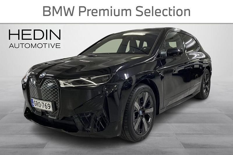 Musta Käytetty 2024 BMW iX Sport Line Katumaasturi | 57 500 € (Kallis) - Kuva 1/3